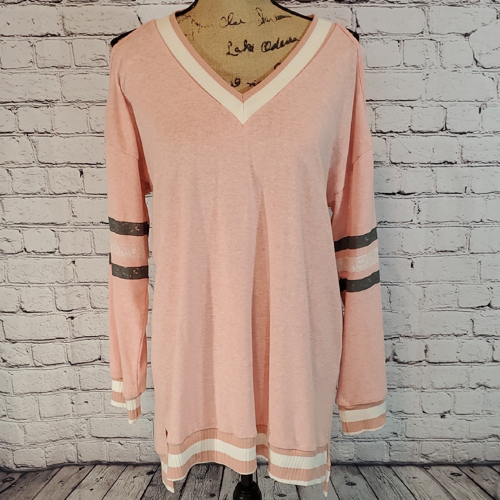 Suzanne Betro Cold Shoulder Long-Sleeve Shirt Size M